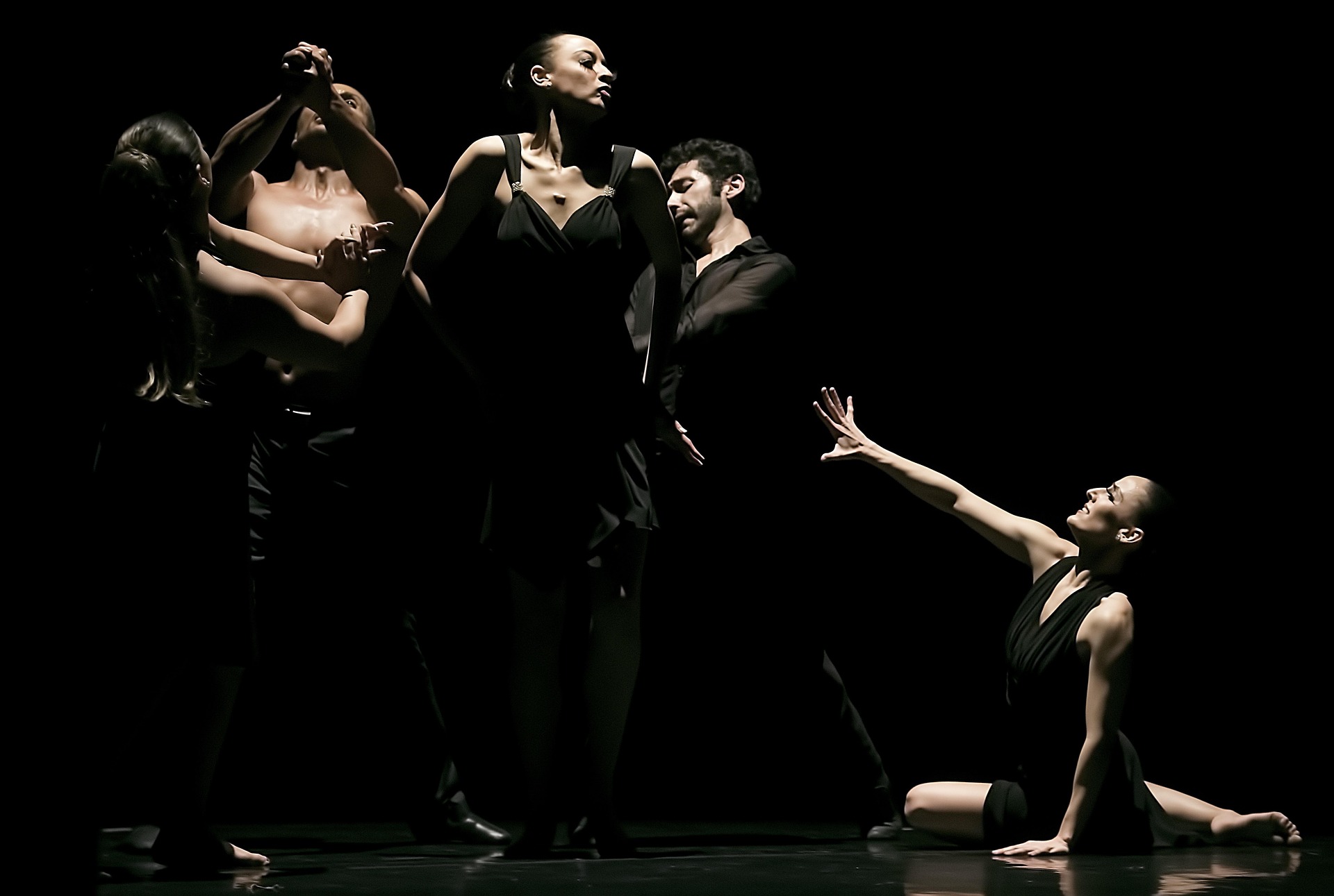 dance-5321562_1920